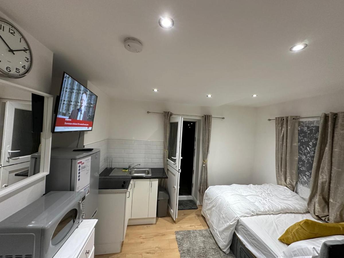 Keedonwood Road Bromley, Rooms With Free Wifi Exterior photo