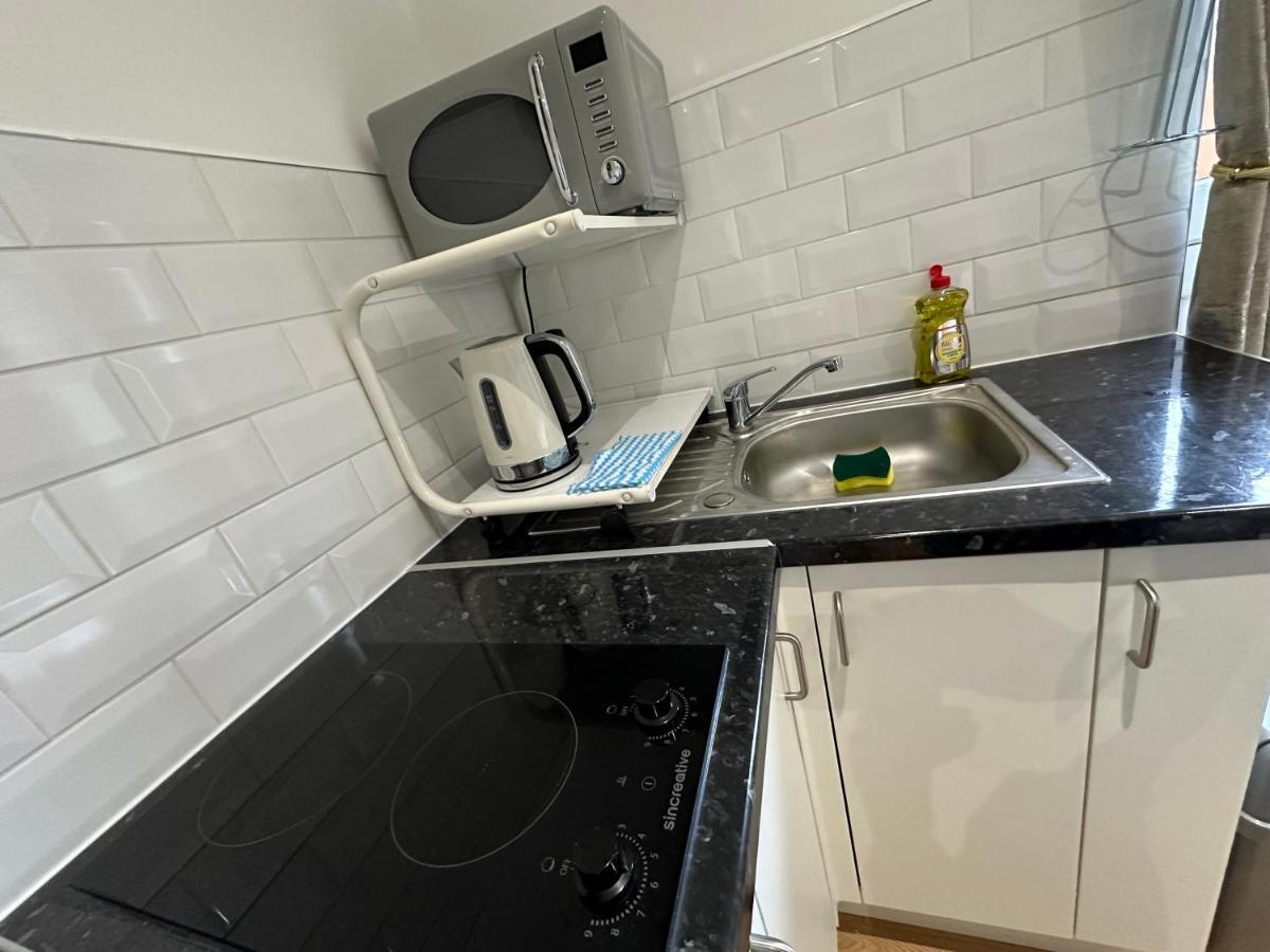 Keedonwood Road Bromley, Rooms With Free Wifi Exterior photo