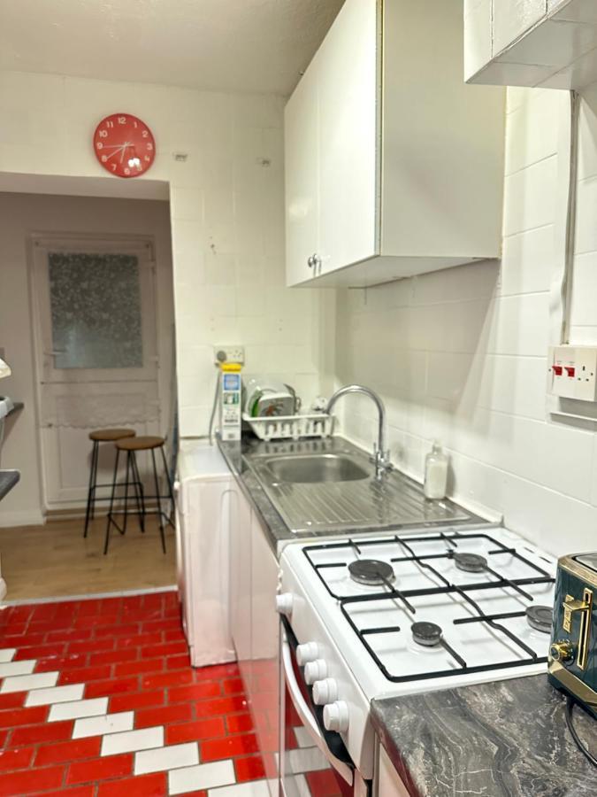 Keedonwood Road Bromley, Rooms With Free Wifi Exterior photo